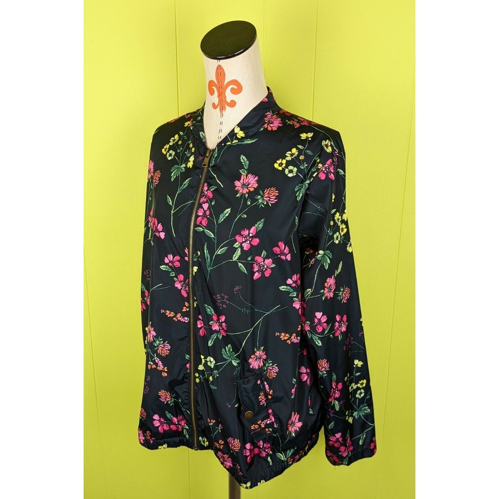 Signature Weekend Women's XL Black Floral Zip Up Windbreaker/Rain Jacket EUC - Picture 3 of 12
